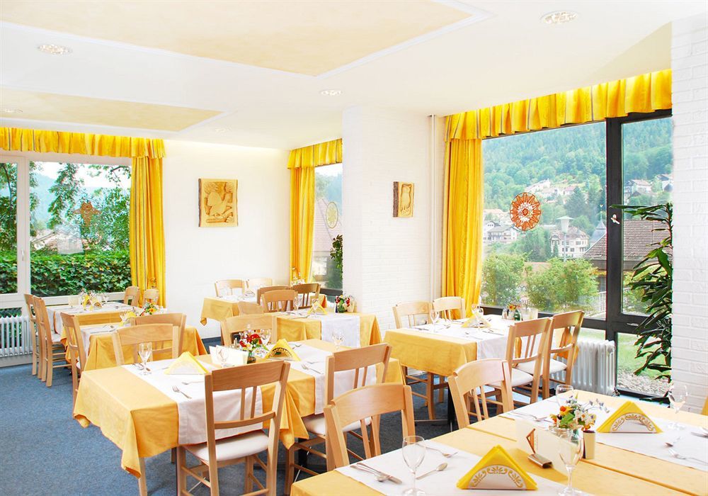 Hotel Bergfrieden Бад-Вильдбад Экстерьер фото